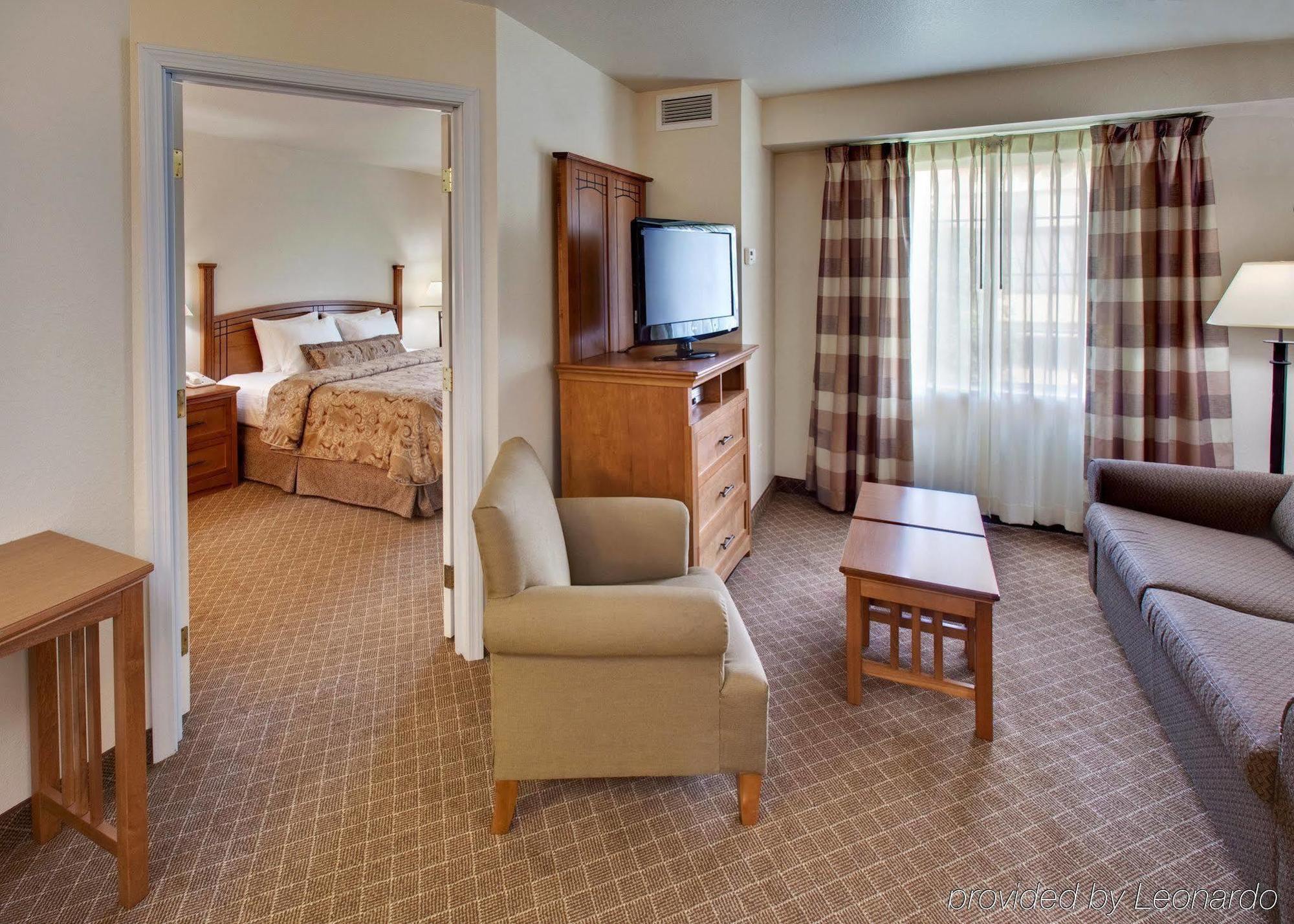 Staybridge Suites Sioux Falls At Empire Mall By Ihg Bilik gambar